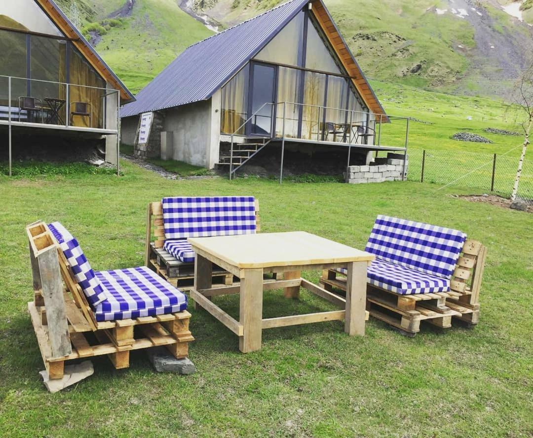 Готель Kazbegi View Екстер'єр фото